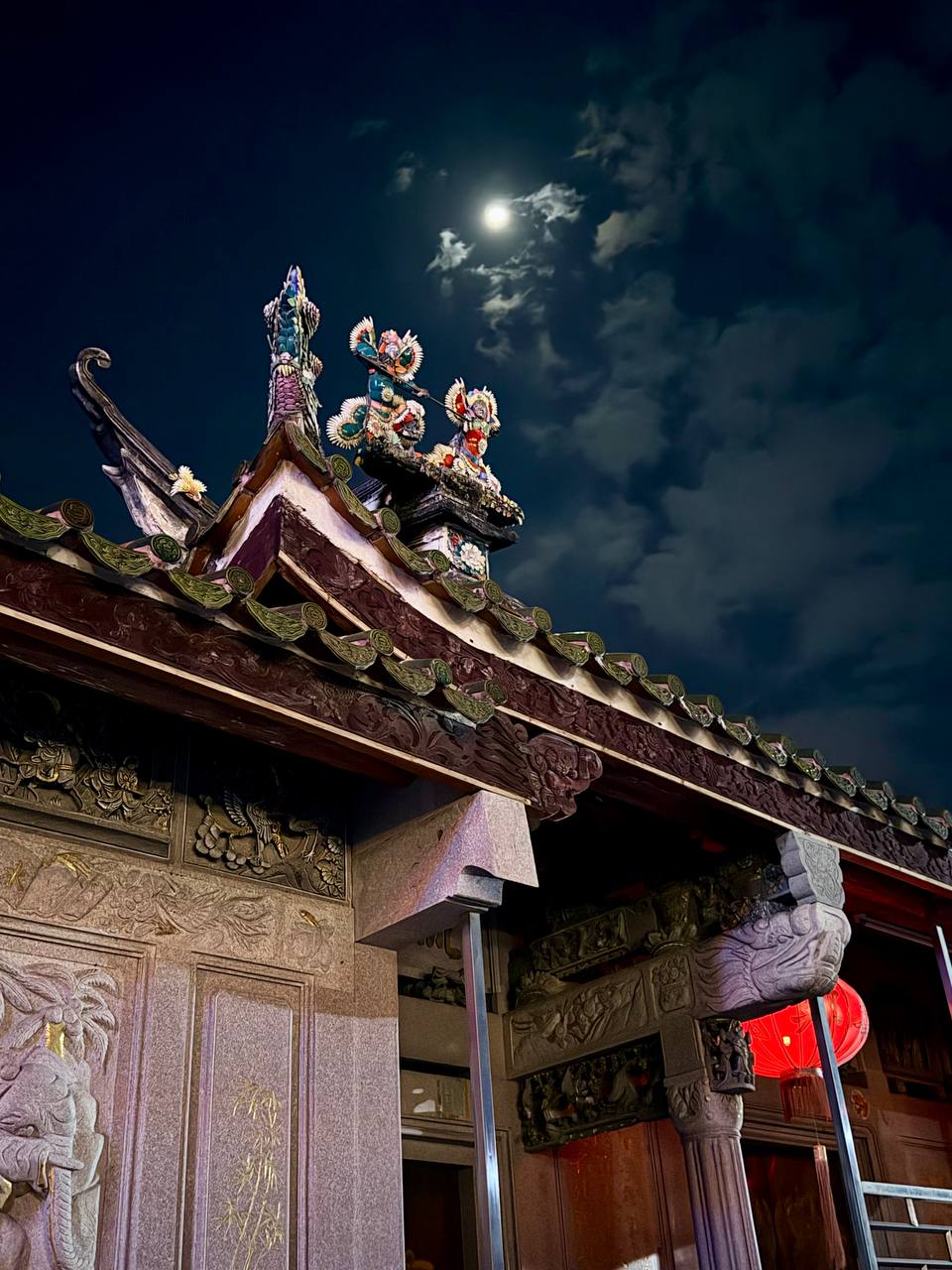 Temple under Moonlight